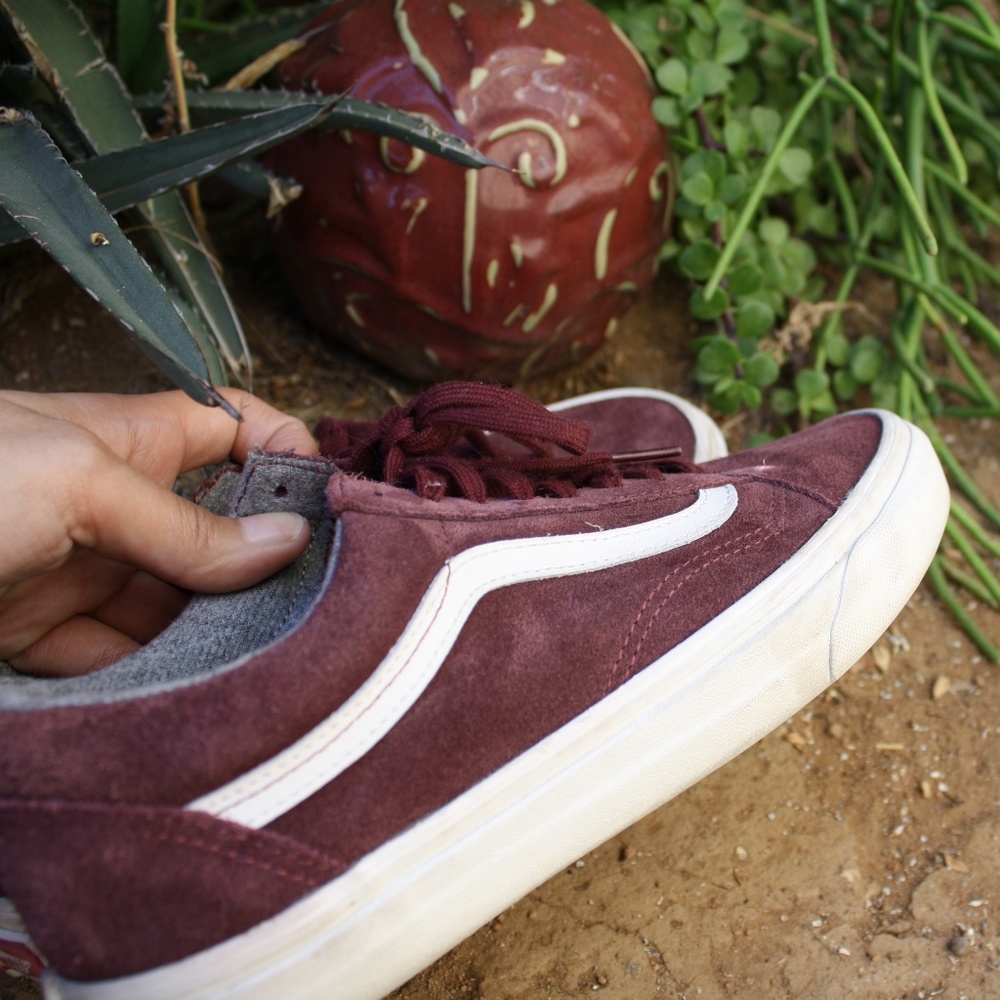 Maroon Van